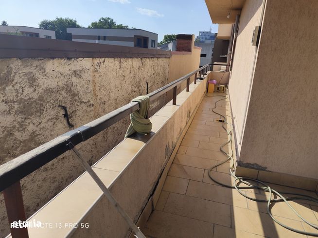Penthouse Ploiești: 4 camere, 169 mp, Bulevardul Castanilor Rond 1-11