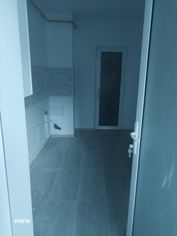 Persoană fizică Inchiriez apartament 1 camera, decomandat, stradal - Imagine principală: 4/15